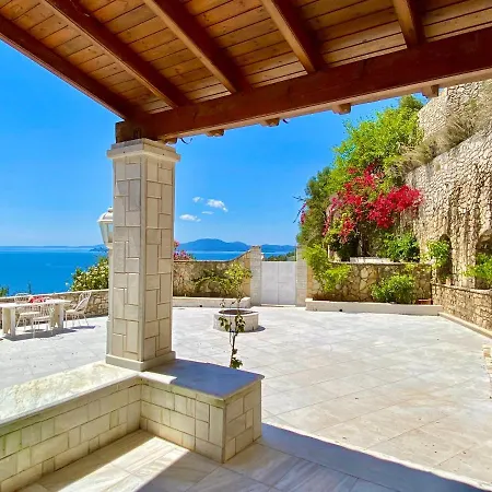 Fantasia With Private Pool By Dadovillas *