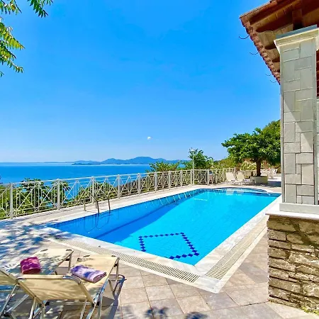 Fantasia With Private Pool By Dadovillas Villa